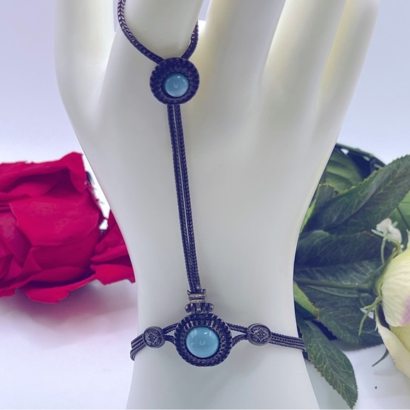Gothic Festival Charm Ring Bracelet - Picture 4 of 9